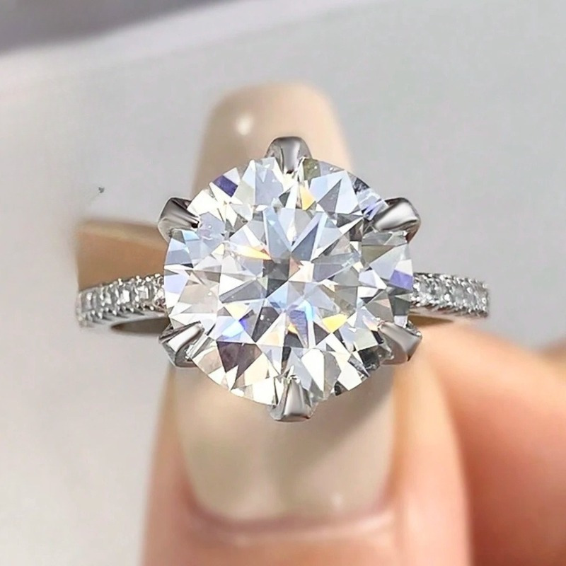 5 Carat Synthetic Zirconia Ring in 925 Silver